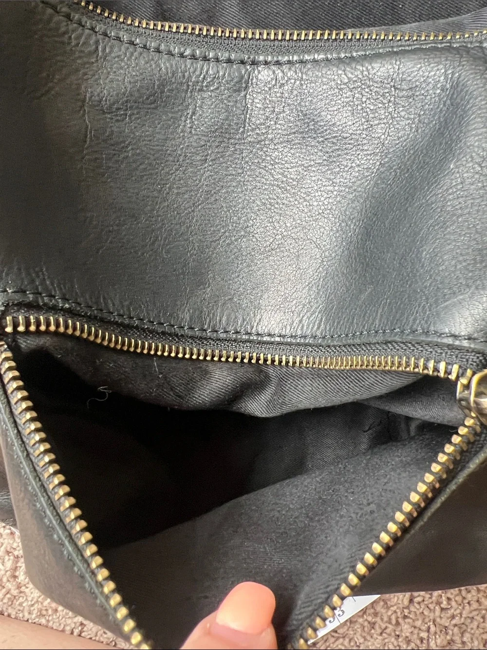 Margot 100% Genuin Black Leather Saddle Crossbody Bag EUC Minimalist